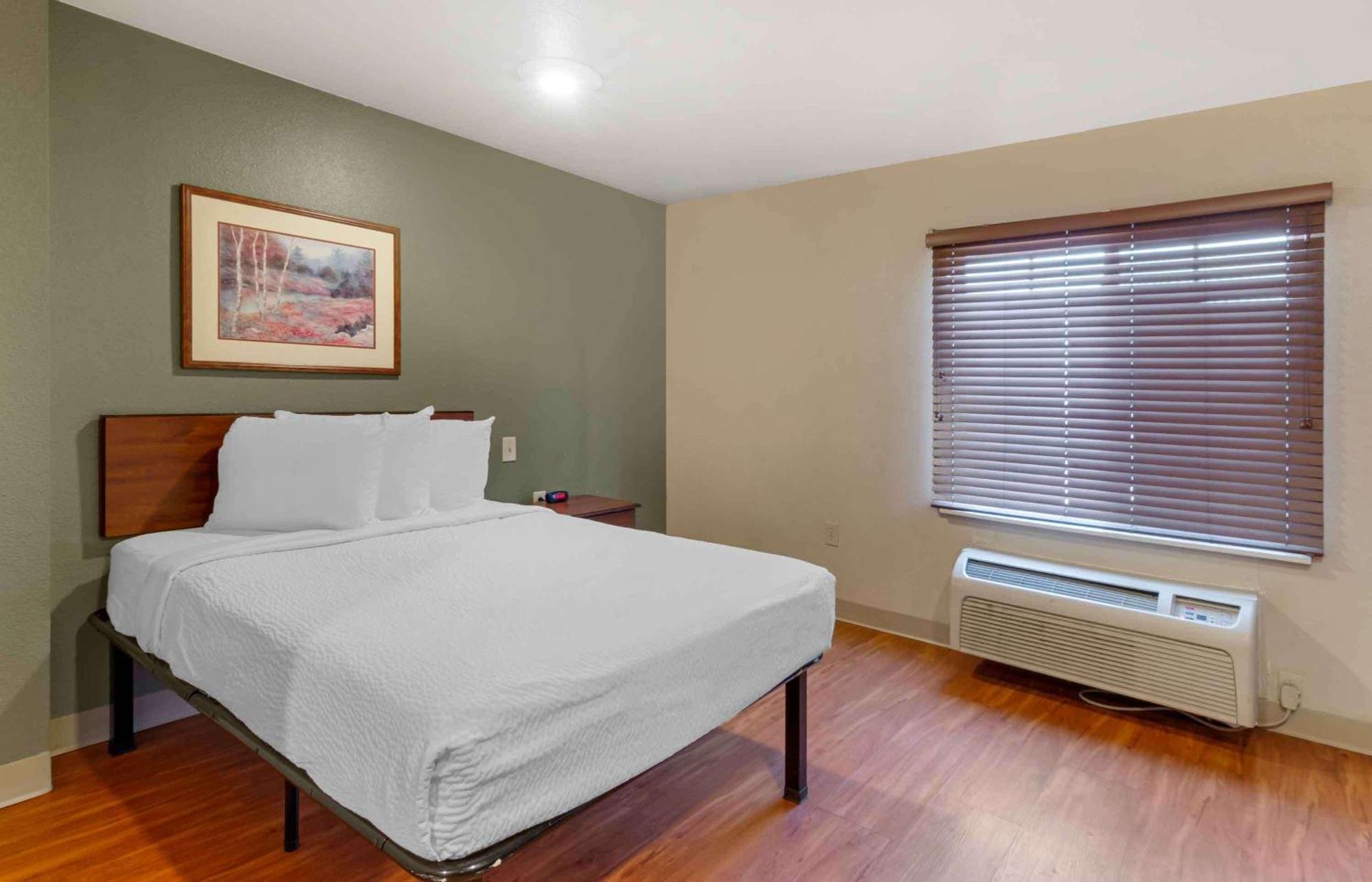 Extended Stay America Select Suites - Kansas City - South - I-49 Ngoại thất bức ảnh